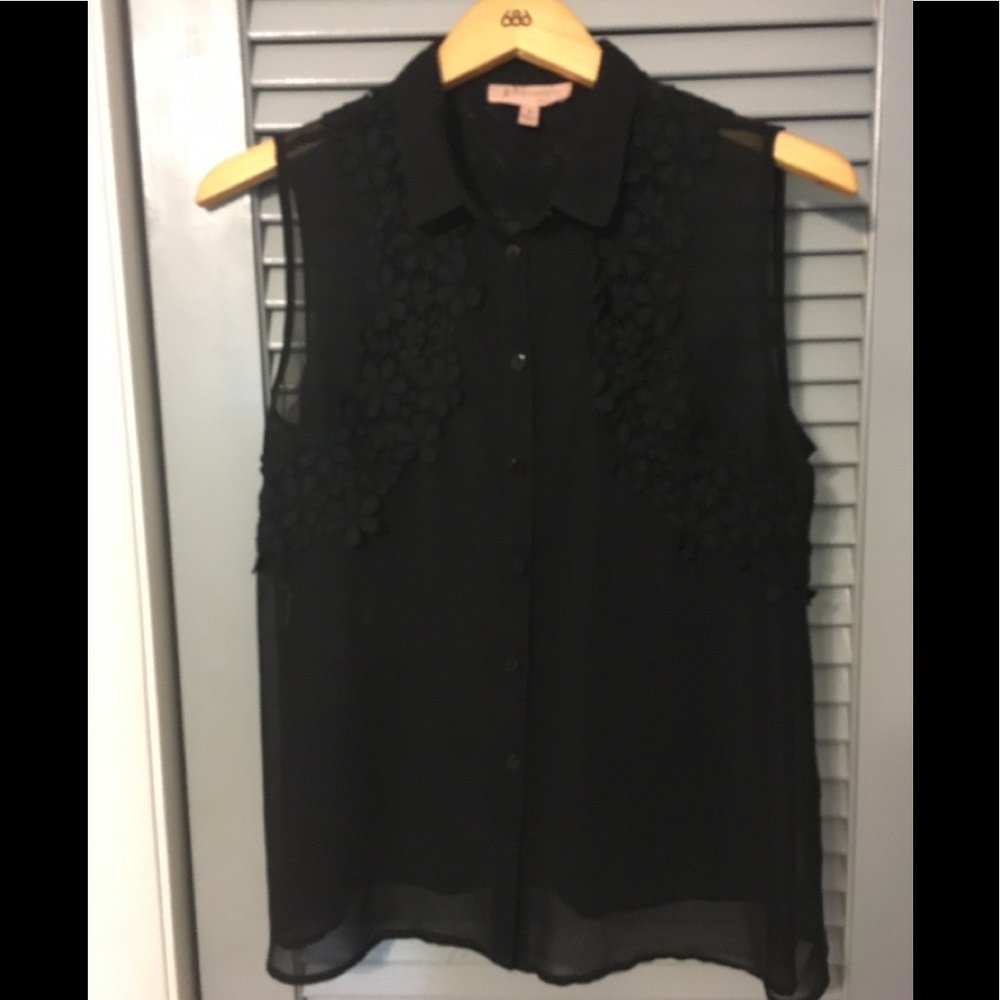 🌻🌻3 for $10 put in bundle I will make offer ❤️